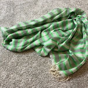 🖐 5 for $15 Lime Green and Gray Woven Scarf